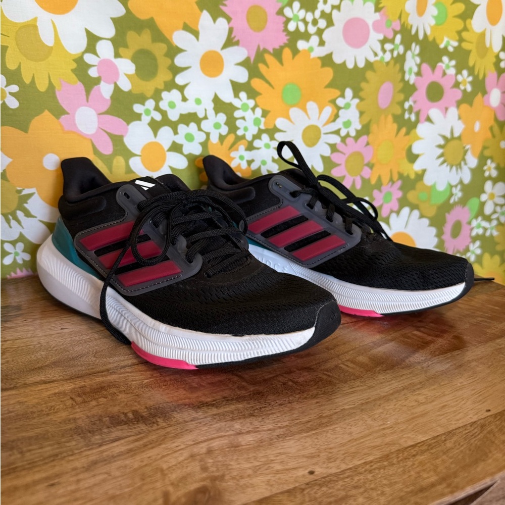 Adidas ultrabounce women’s running shoes